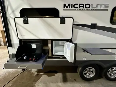 2023 Forest River Flagstaff Micro Lite 25BRDS photo 33