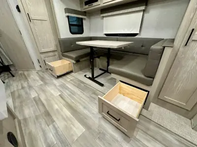 2023 Forest River Flagstaff Micro Lite 25BRDS photo 16