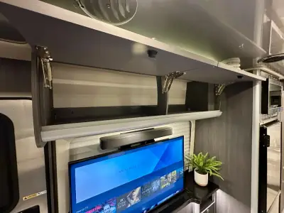 2022 Airstream Atlas Murphy Suite photo 14