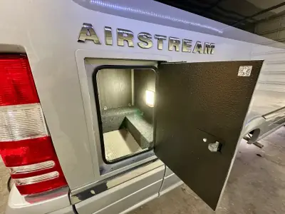 2022 Airstream Atlas Murphy Suite photo 35