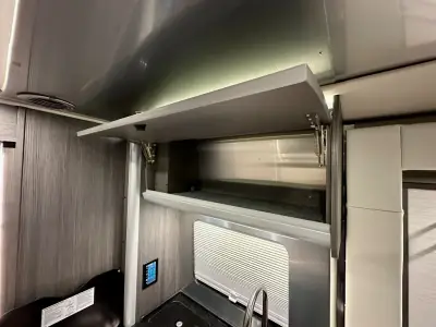 2022 Airstream Atlas Murphy Suite photo 19
