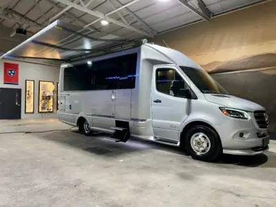2022 Airstream Atlas Murphy Suite photo 32