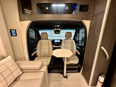 2022 Airstream Atlas Murphy Suite photo 6