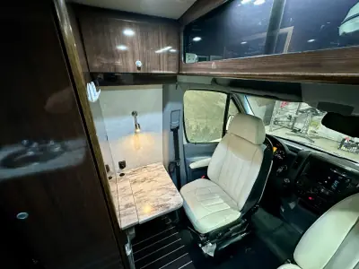 2018 Airstream Interstate Grand Tour EXT Std. Model photo 7