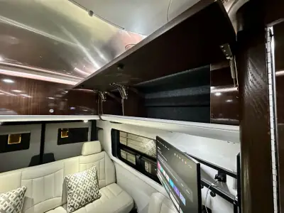 2018 Airstream Interstate Grand Tour EXT Std. Model photo 26