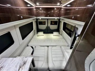 2018 Airstream Interstate Grand Tour EXT Std. Model photo 23