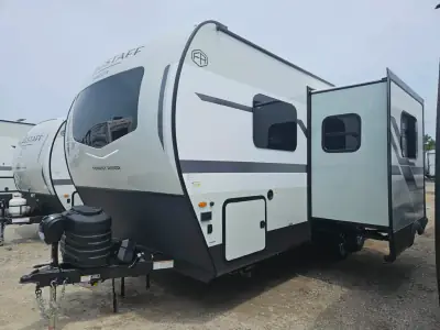 2027 Forest River Flagstaff Micro Lite 22FBS photo 5