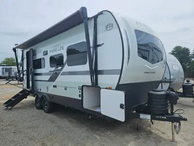 2027 Forest River Flagstaff Micro Lite 22FBS