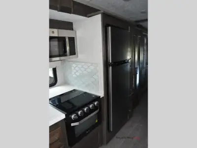 2022 Coachmen Mirada 35OS photo 23