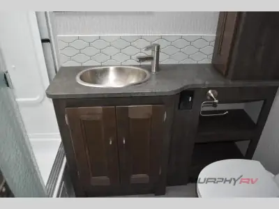 2022 Coachmen Mirada 35OS photo 26