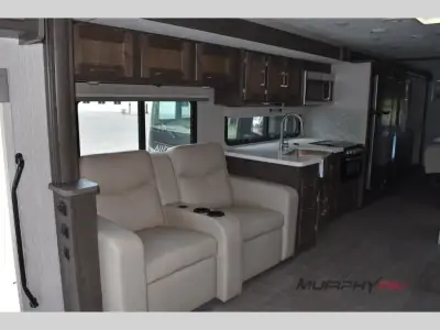 2022 Coachmen Mirada 35OS photo 14