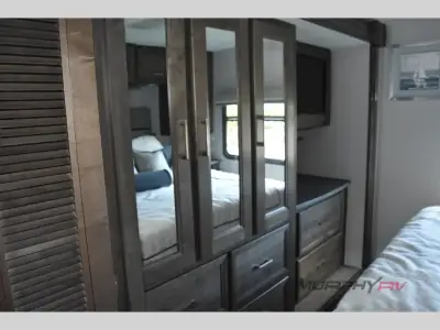 2022 Coachmen Mirada 35OS photo 31