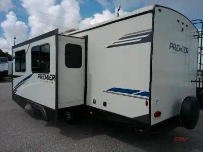 2023 Keystone Premier Ultra Lite 26RBPR photo 7