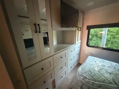 2027 Nexus WRAITH 34F photo 28