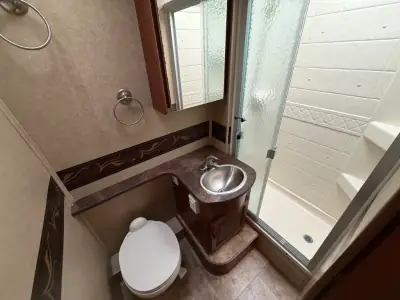 2014 Jayco MELBOURNE 28F photo 16