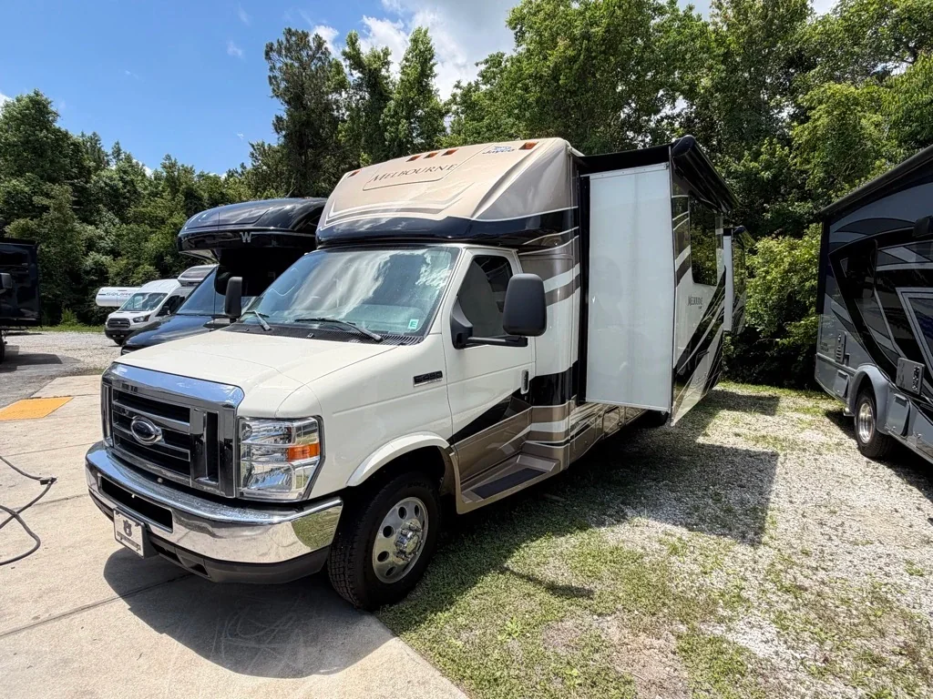 2014 Jayco MELBOURNE 28F exterior