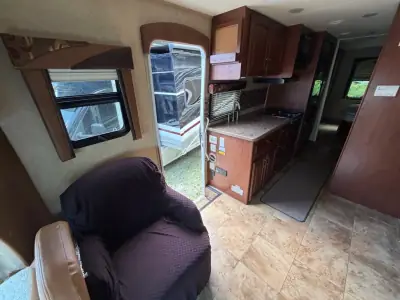 2014 Jayco MELBOURNE 28F photo 9