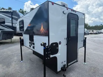 2026 Travel Lite UP COUNTRY XS 575U photo 5