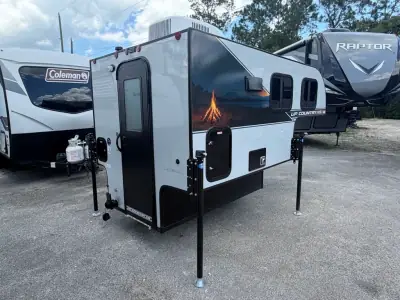 2026 Travel Lite UP COUNTRY XS 575U photo 2