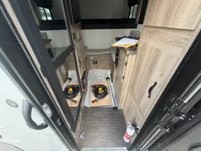 2026 Travel Lite UP COUNTRY XS 575U photo 7