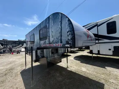 2026 Travel Lite OFF GRID 775X