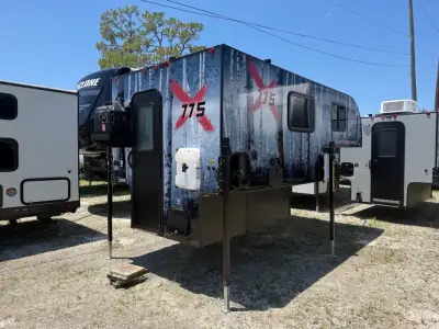 2026 Travel Lite OFF GRID 775X photo 2