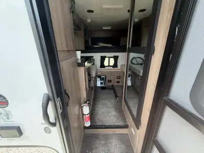 2026 Travel Lite UP COUNTRY 775 U photo 6
