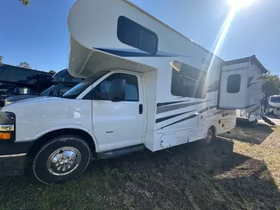 2026 Gulf Stream CONQUEST 6220LE photo 2