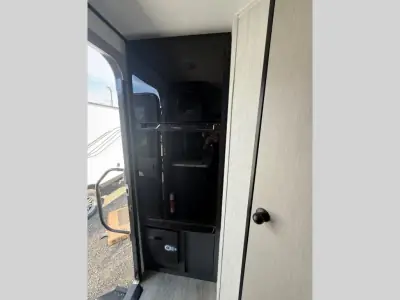 2026 Coachmen Apex Ultra-Lite 188RBST photo 17