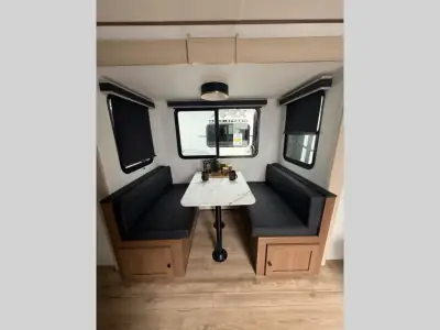 2026 Coachmen Apex Ultra-Lite 241BHS photo 23