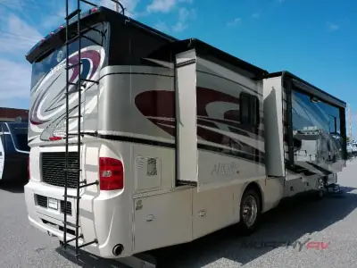 2016 Tiffin Motorhomes Allegro RED 33 AA photo 5