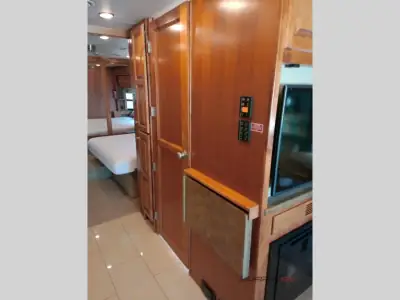 2016 Tiffin Motorhomes Allegro RED 33 AA photo 25