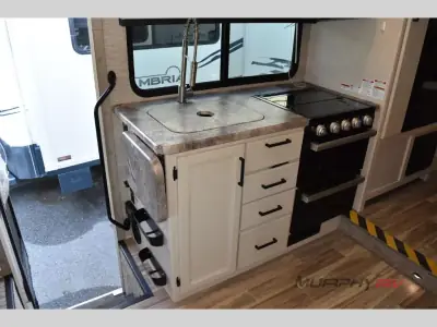 2022 Thor Motor Coach Four Winds 25M photo 20