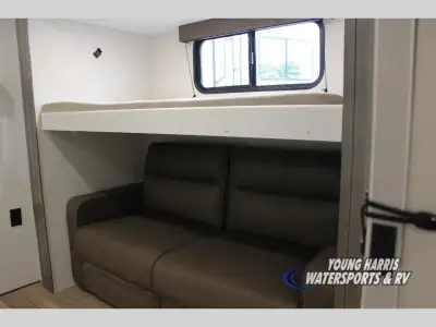 2027 Grand Design Transcend 335BHT photo 15
