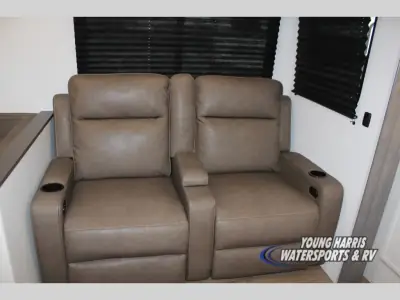 2027 Grand Design Transcend 335BHT photo 11