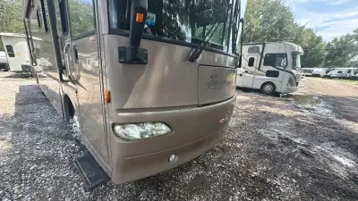 2007 Winnebago Journey Series 36SG Cummins SE photo 41