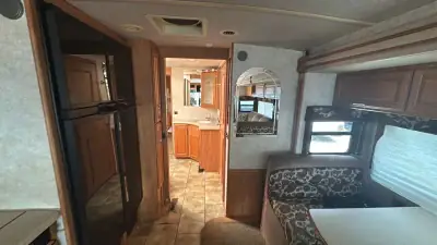 2007 Winnebago Journey Series 36SG Cummins SE photo 18