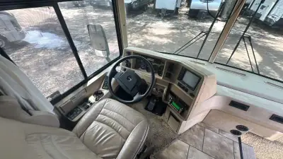 2007 Winnebago Journey Series 36SG Cummins SE photo 10