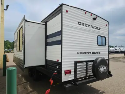 2027 Forest River Cherokee Grey Wolf 26SS photo 5