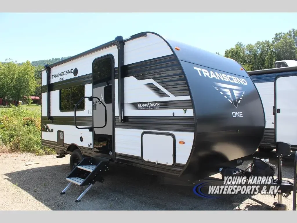 2025 Grand Design Transcend One 151RB exterior