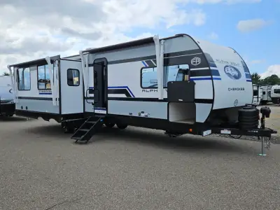 2027 Forest River Cherokee Alpha Wolf 28RLX