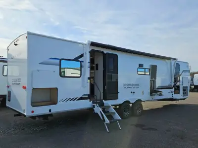 2026 Forest River Cherokee Alpha Wolf 29DCB photo 6