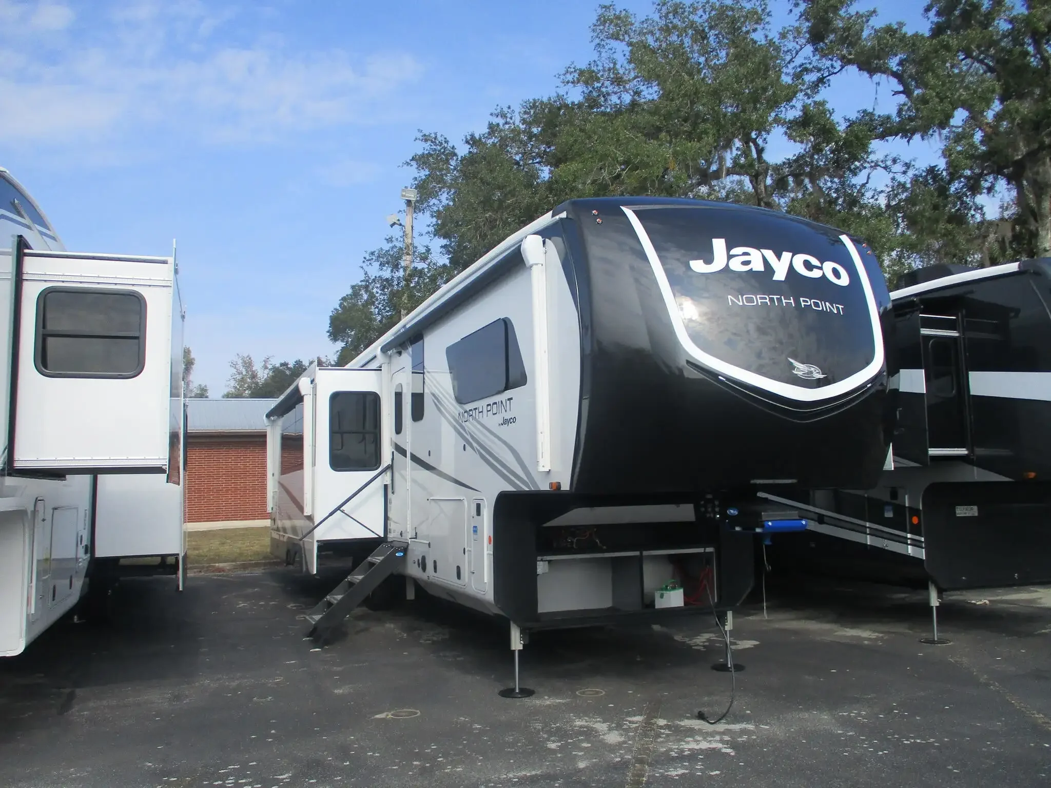 2026 Jayco North Point 365RKTS exterior