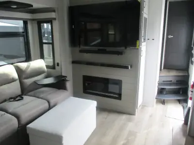 2026 Jayco North Point 365RKTS photo 10