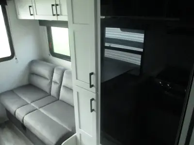2026 Jayco Jay Flight SLX 210QB photo 15