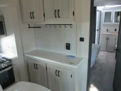 2026 Coachmen Chaparral 381DBL photo 17