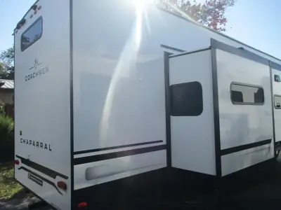 2026 Coachmen Chaparral 381DBL photo 6