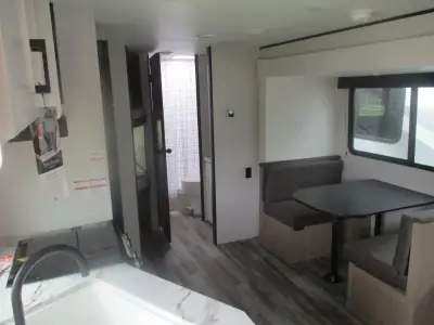 2026 Jayco Jay Flight SLX 261BHS photo 9