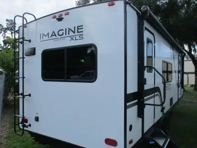 2027 Grand Design Imagine XLS 23LDE photo 6