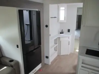 2027 Grand Design Transcend 265BHT photo 11